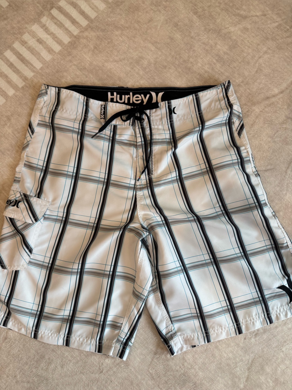 Hurley Men's White Black Plaid Swim Board Shorts Surfer Beach Coastal Vacation